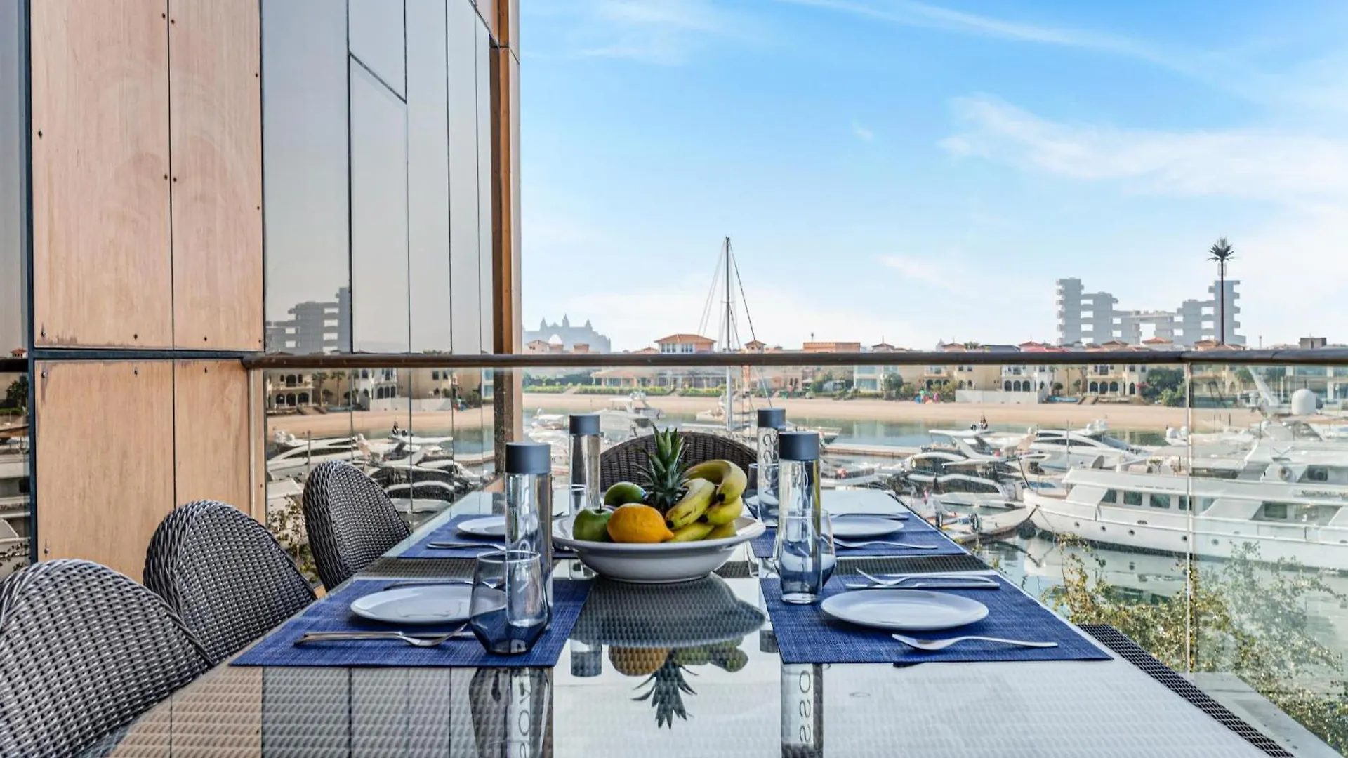 Tiara Residence Deluxe 3 Bedroom Apartment With Private Beach, Burj & Atlantis Sea View 0*, Dubai
