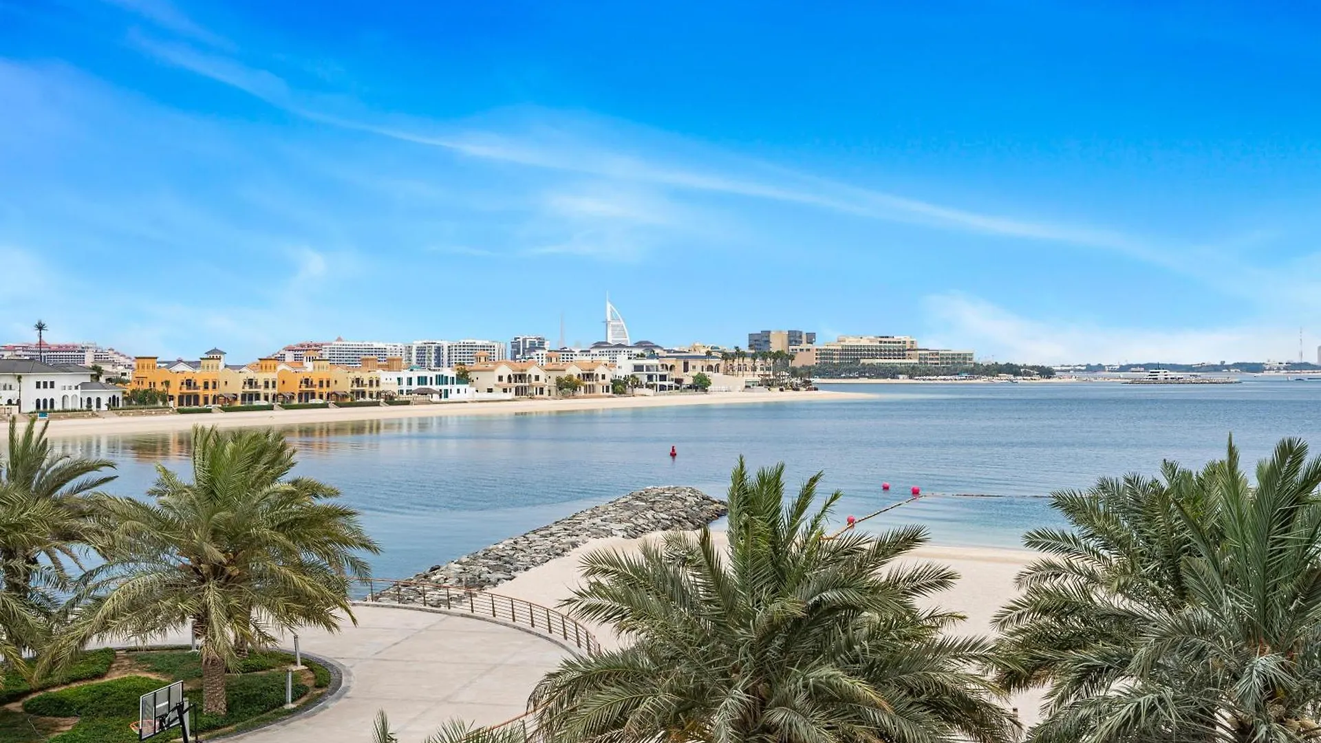 Tiara Residence Deluxe 3 Bedroom Apartment With Private Beach, Burj & Atlantis Sea View