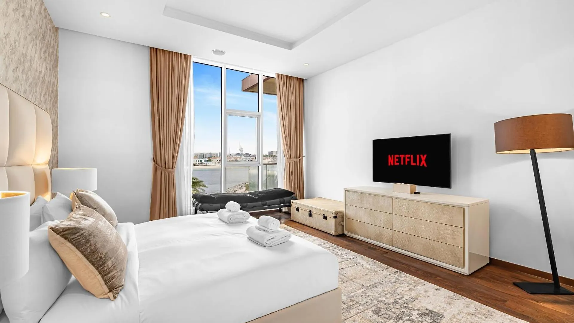 Tiara Residence Deluxe 3 Bedroom Apartment With Private Beach, Burj & Atlantis Sea View United Arab Emirates